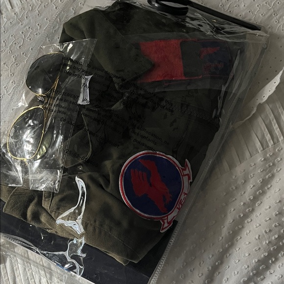 Spirit Black Top Gun Dress Costume - Picture 2 of 2